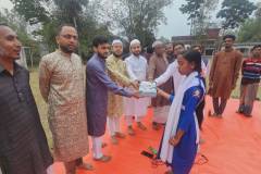 received_1439819844603937